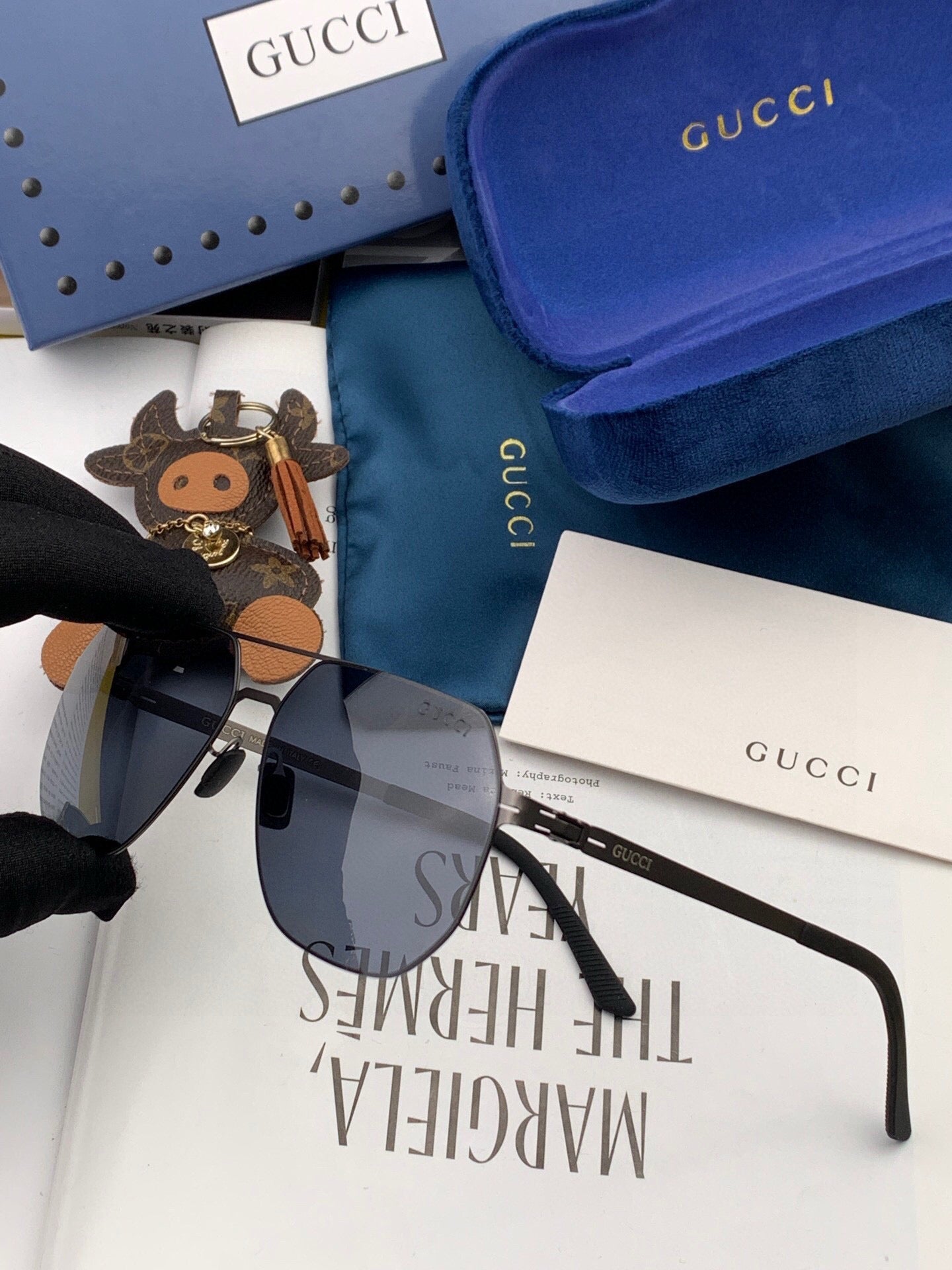 GUCCI NAVIGATOR FRAME SUNGLASSES G7730 IN METAL