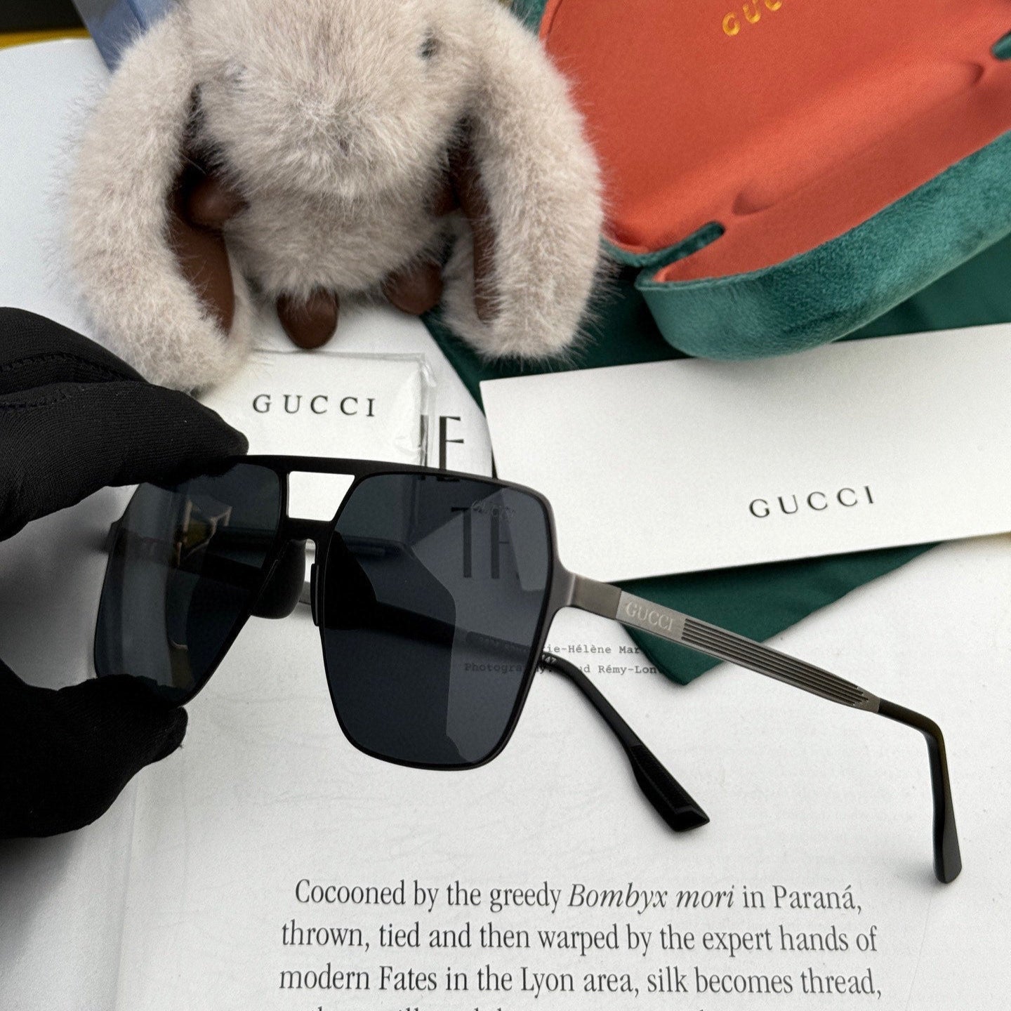 GUCCI NAVIGATOR FRAME SUNGLASSES G4380 IN METAL