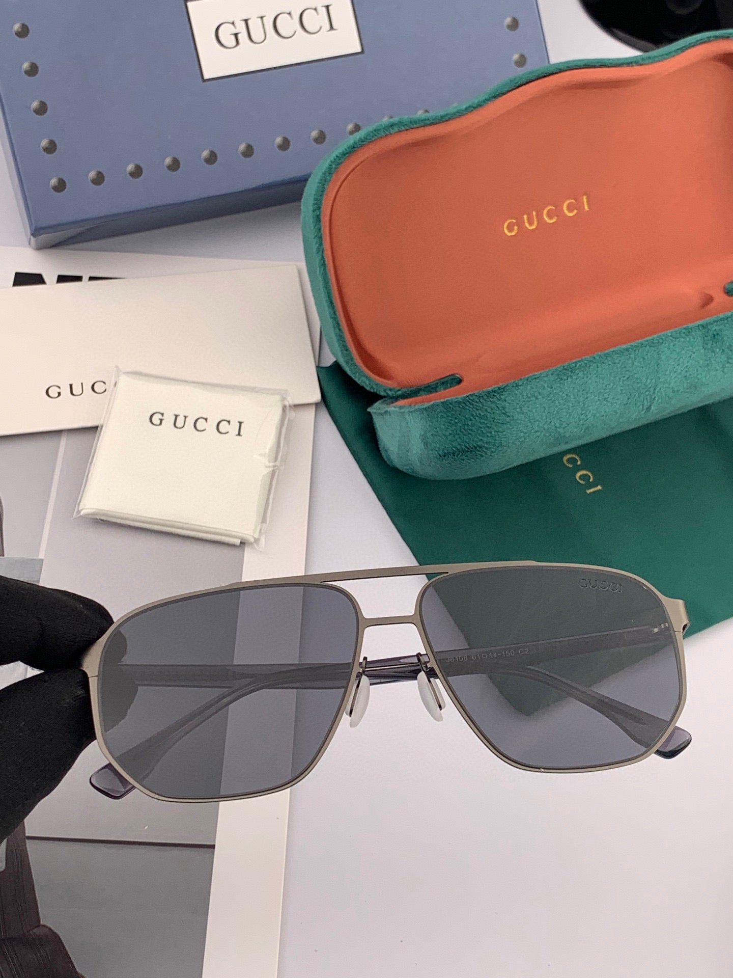 GUCCI NAVIGATOR FRAME SUNGLASSES G8810 IN METAL