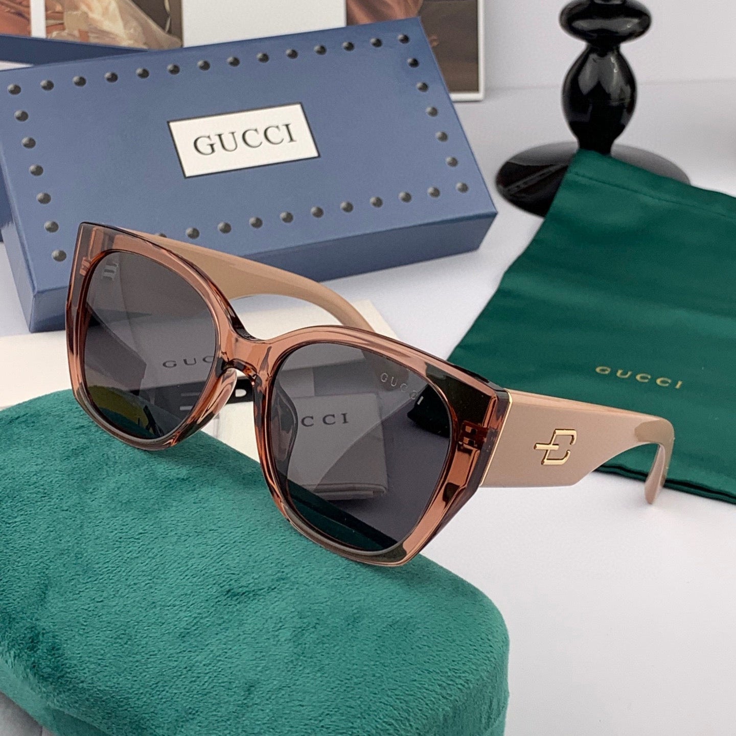 GUCCI BUTTERFLY FRAME SUNGLASSES G9317 IN ACETATE