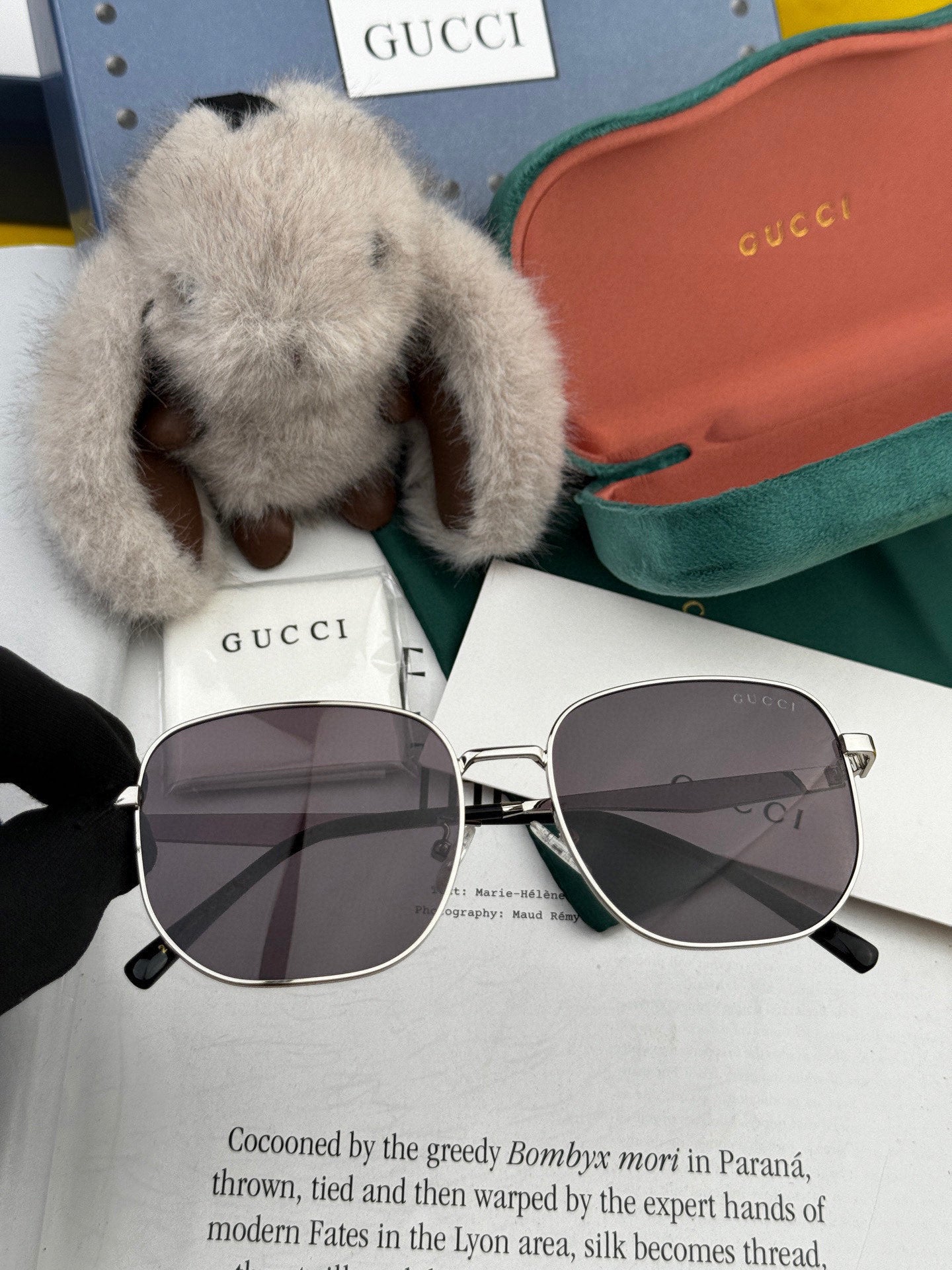 GUCCI LOW NOSEBRIDGE FIT RECTANGULAR SUNGLASSES G0203 IN METAL