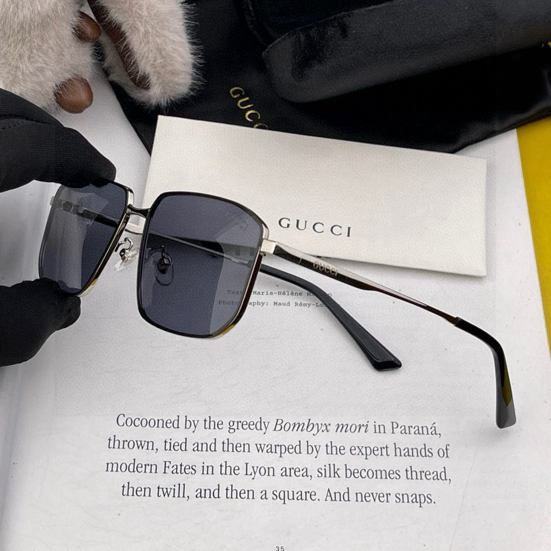 GUCCI RECTANGULAR FRAME SUNGLASSES G5227 IN METAL