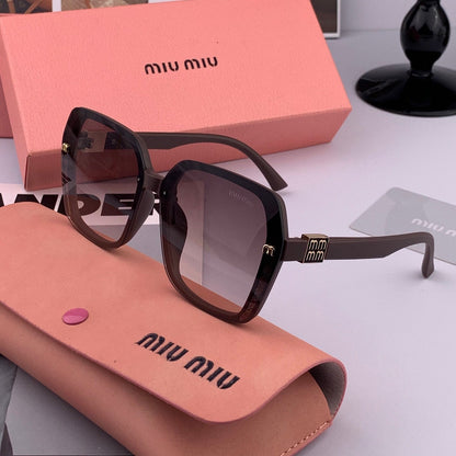 MIU MIU RUNWAY SQUARE SUNGLASSES M4304 IN ACETATE