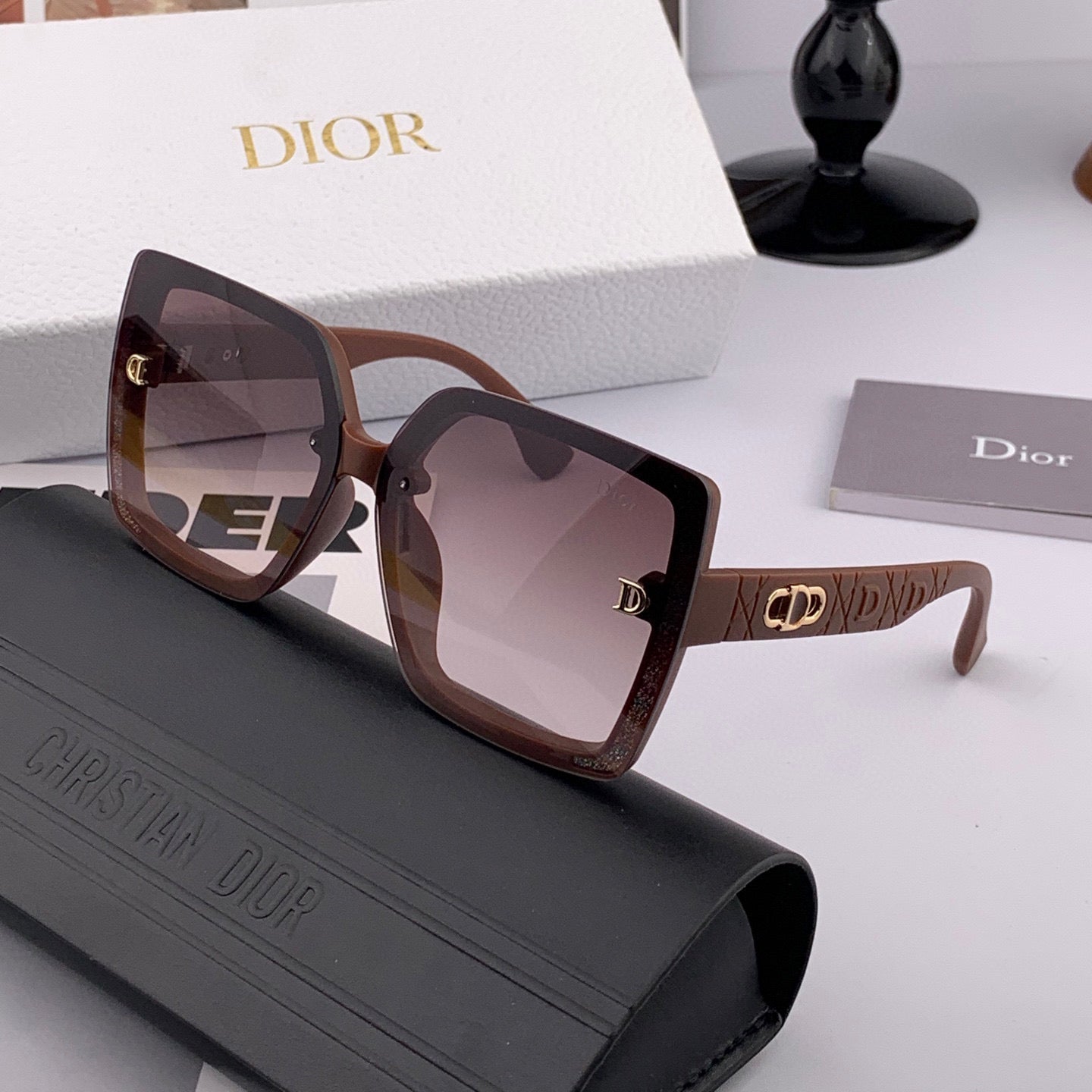 DIOR MONTAIGNE SUNGLASSES D2302 IN ACETATE EMBOSSED LOGO