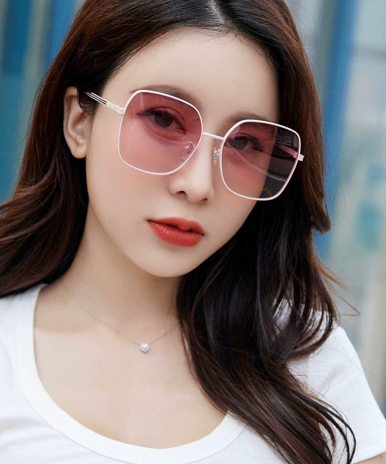 GUCCI SQUARE FRAME SUNGLASSES G22201 IN METAL