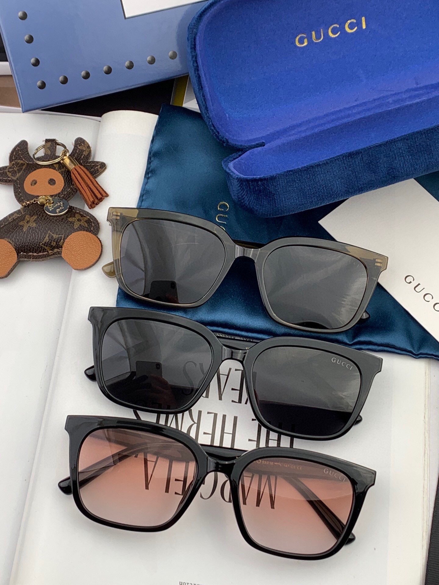 GUCCI RECTANGULAR FRAME SUNGLASSES G6290 IN ACETATE
