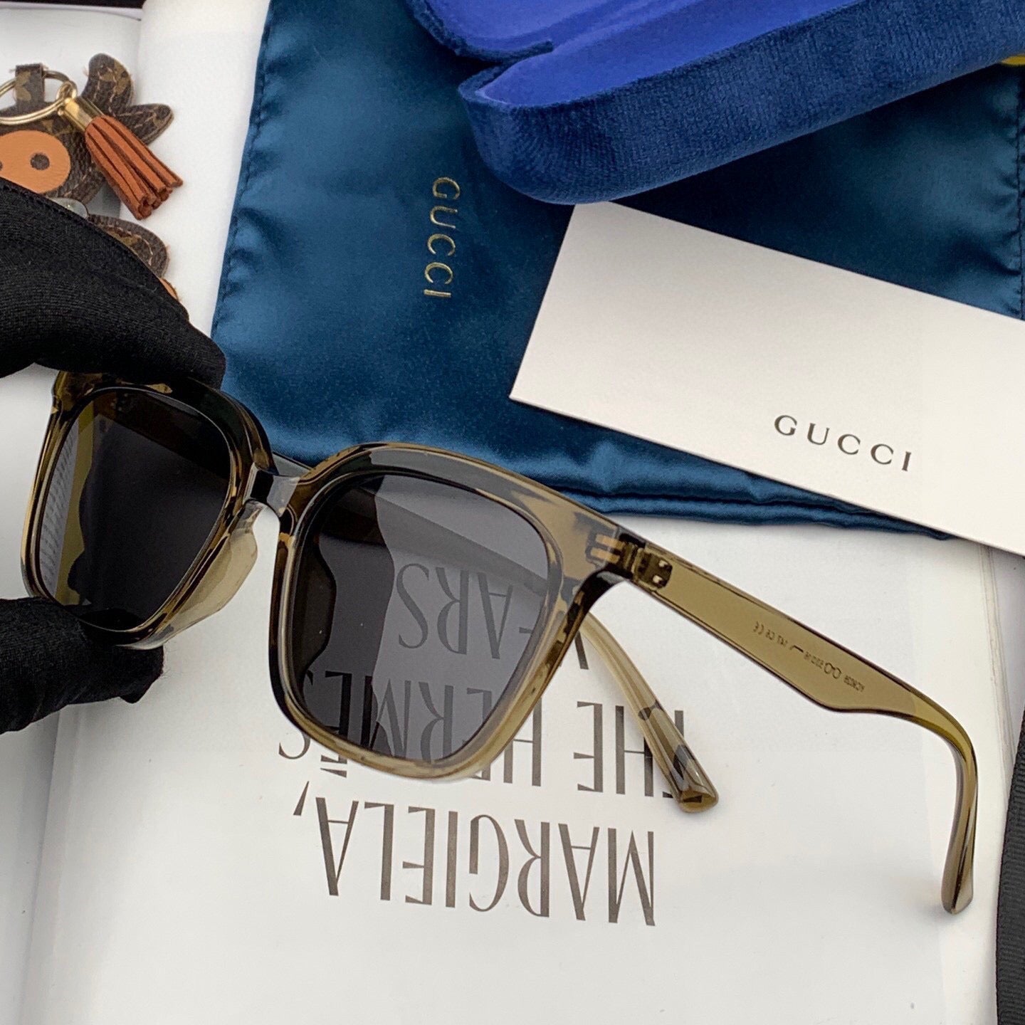 GUCCI RECTANGULAR FRAME SUNGLASSES G6290 IN ACETATE