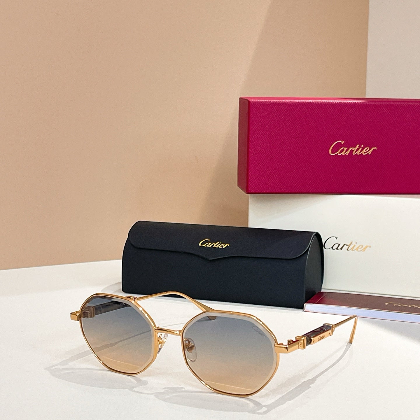 CARTIER PREMIÈRE GEOMETRIC FRAME SUNGLASSES CT0484S IN METAL