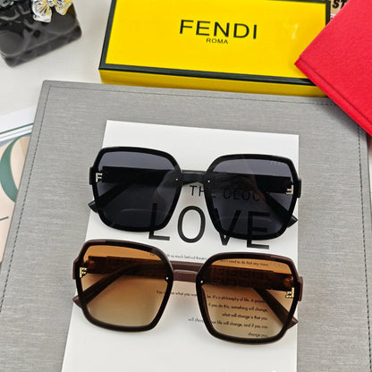 FENDI OVERSIZED FF DIAMONDS SQUARE FRAME SUNGLASSES 53041 IN ACETATE