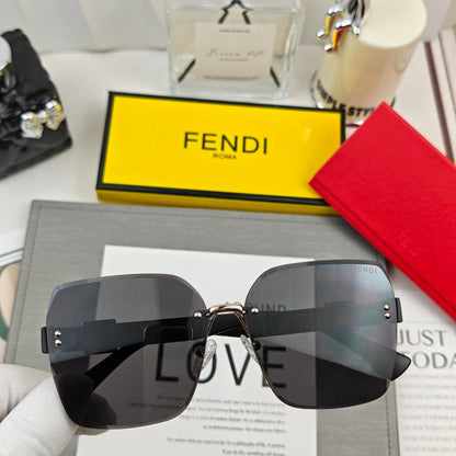 FENDI FIRST CRYSTAL SQUARE FRAME SUNGLASSES 55509 IN ACETATE