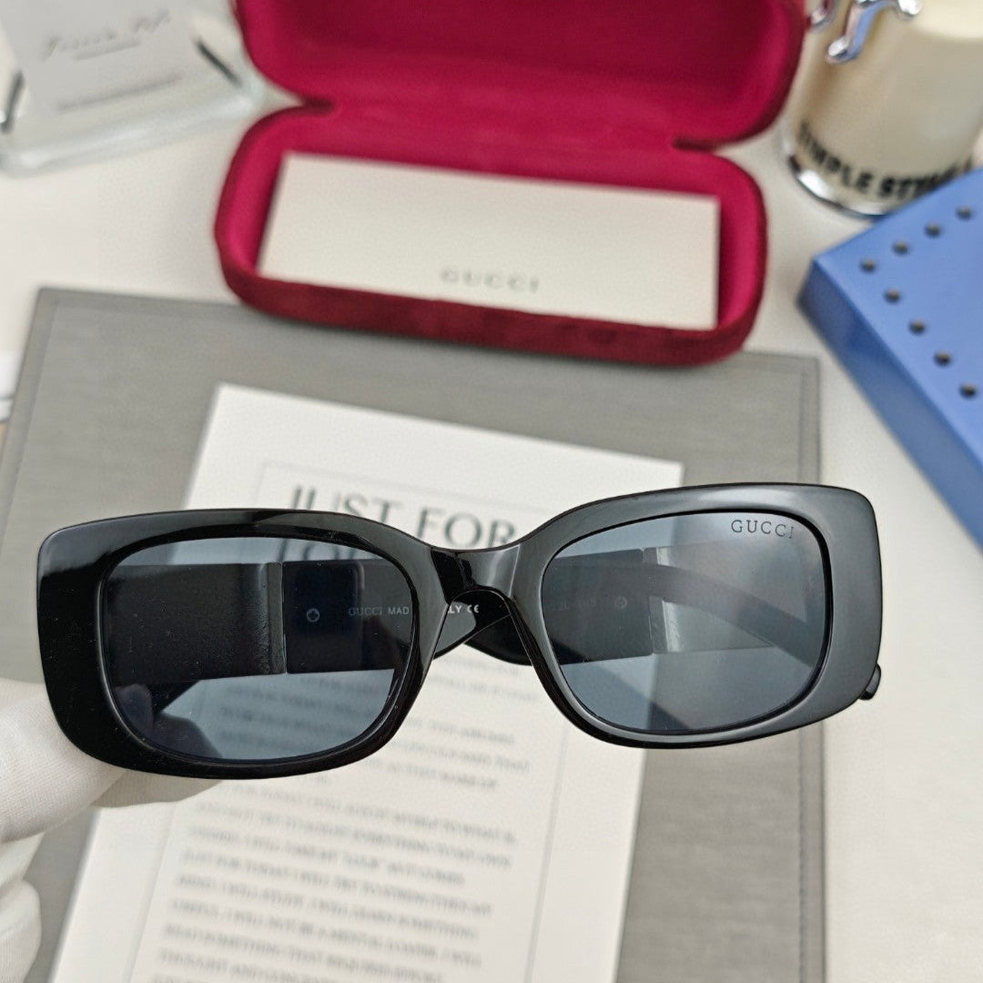 GUCCI RECTANGULAR FRAME SUNGLASSES 58006 IN ACETATE