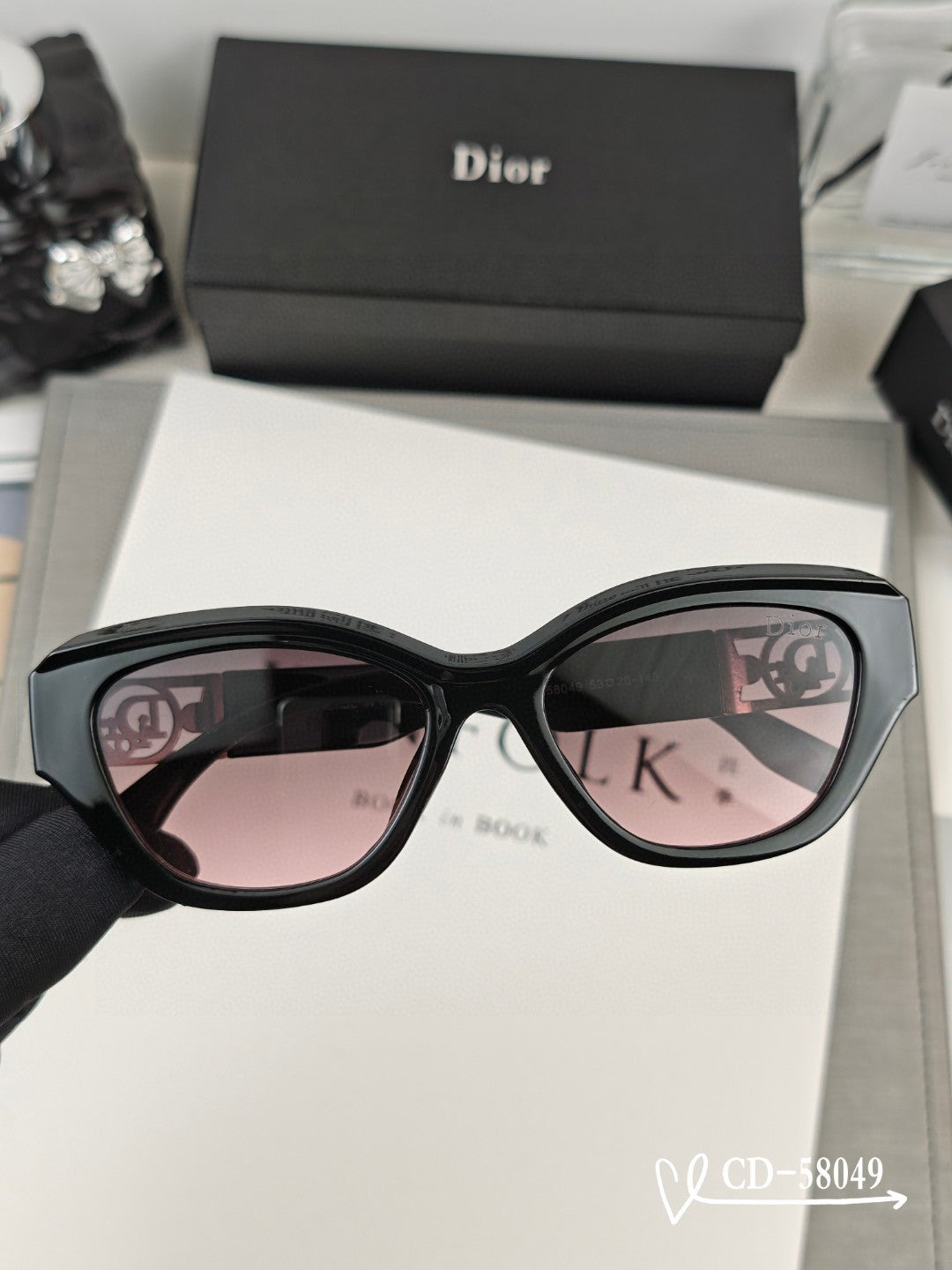 DIOR CAT EYE SUNGLASSES 58049 IN ACETATE