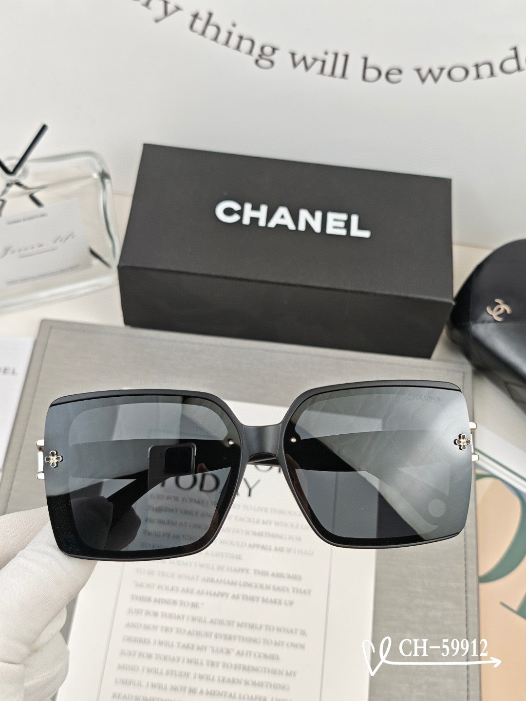 CHANEL SQUARE SUNGLASSES 59912 IN ACETATE