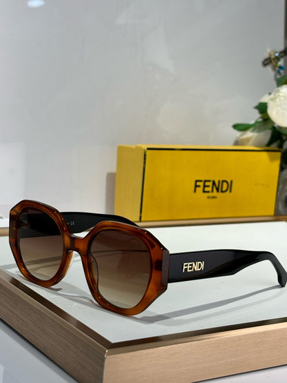 FENDI FEN EVOLUTION CHUNKY GEOMETRIC FRAME SUNGLASSES FE40118 IN ACETATE