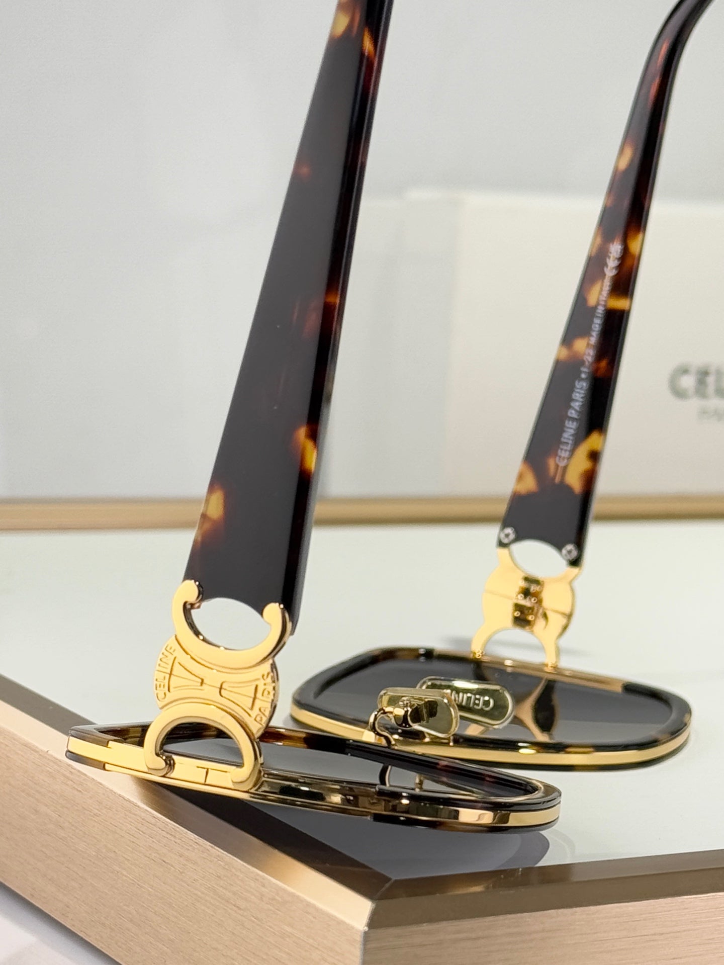 CELINE TRIOMPHE SUNGLASSES CL40250 IN METAL