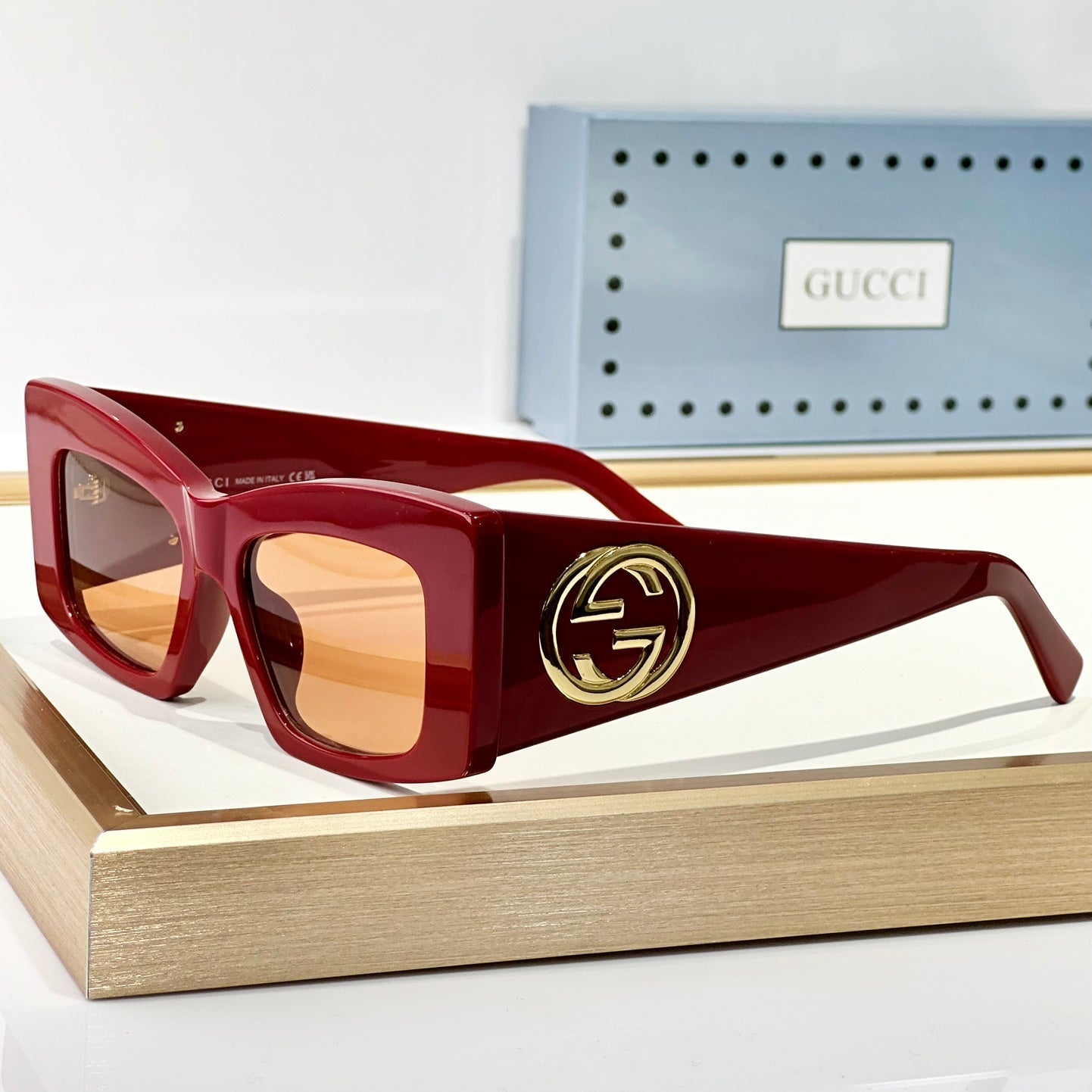 GUCCI RECTANGULAR FRAME SUNGLASSES GG1842S IN ACETATE