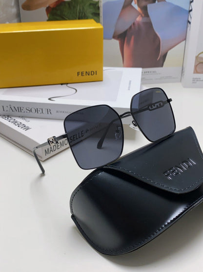 FENDI OVERSIZED BAGUETTE SQUARE FRAME SUNGLASSES 562043 IN METAL