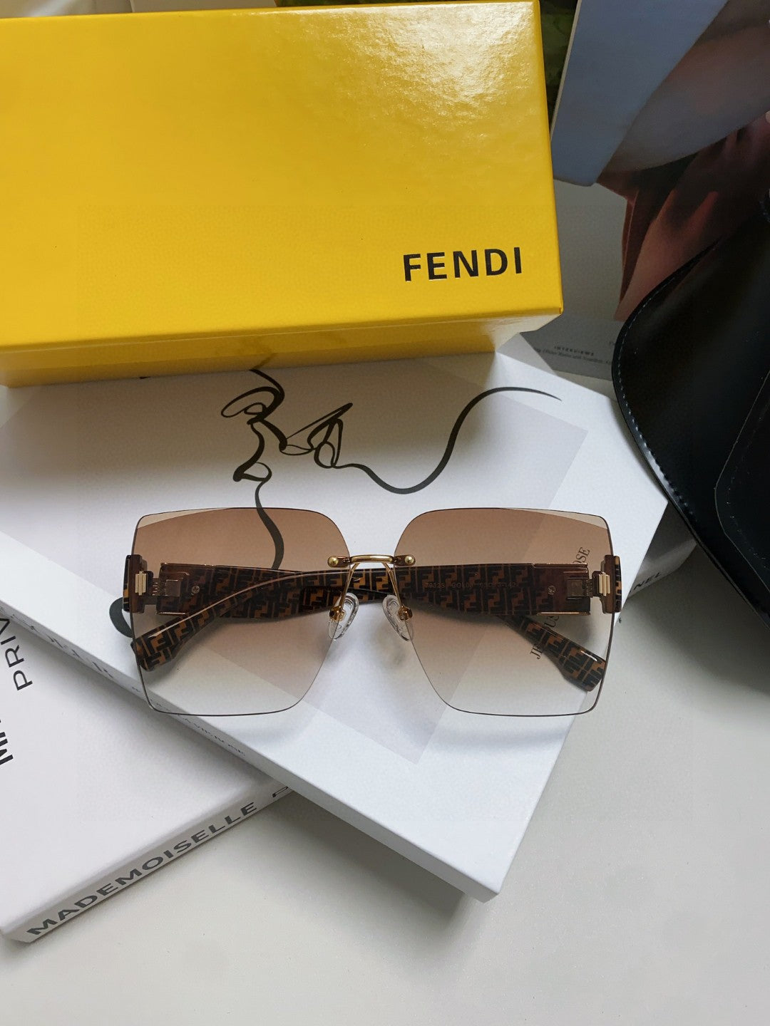 FENDI FF PATTERN FIRST CRYSTAL SQUARE FRAME SUNGLASSES 562044 IN ACETATE