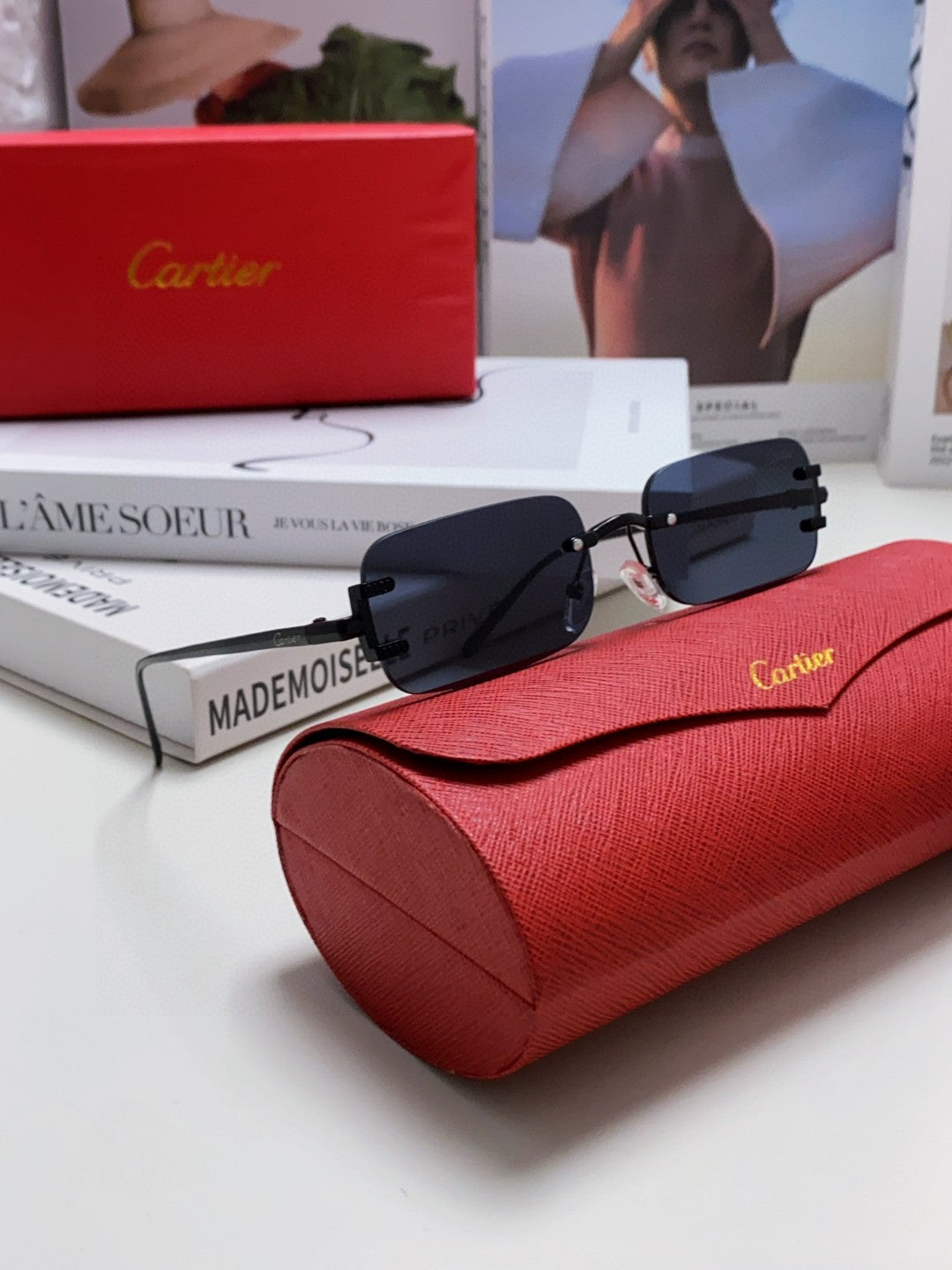 CARTIER SANTOS RIMLESS RECTANGULAR FRAME SUNGLASSES 562068 IN METAL