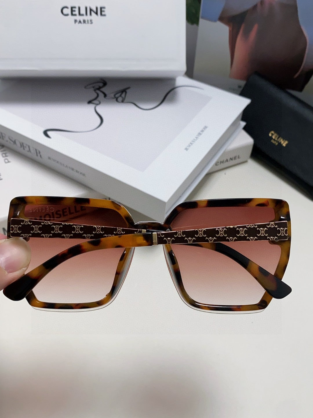 CELINE TRIOMPHE SUNGLASSES 497830 IN HAVANA ACETATE EMBOSSED LOGO