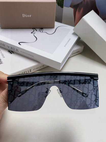 DIOR OBLIQUE SUNGLASSES CLUB M1U IN BLACK ACETATE