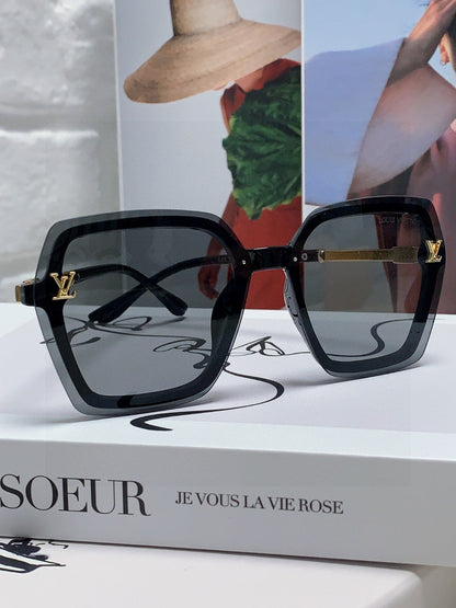 LOUIS VUITTON SQUARE SUNGLASSES 581357 IN BLACK ACETATE