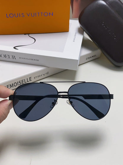 LOUIS VUITTON PILOT SUNGLASSES 581365 IN BLACK METAL