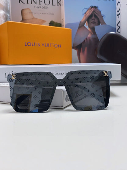LOUIS VUITTON SQUARE SUNGLASSES 581366 IN BLACK ACETATE MONOGRAM MASK ON LENS