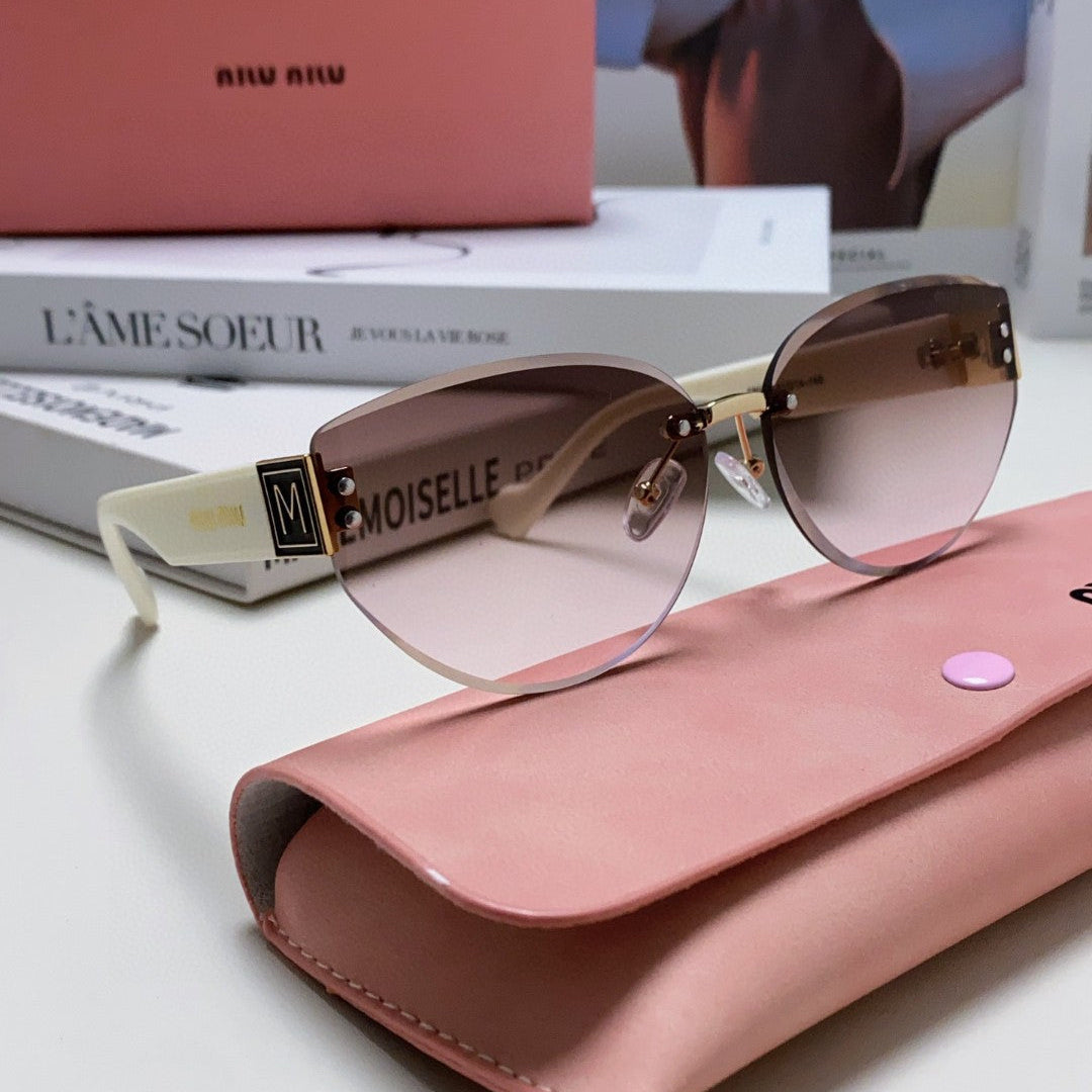 MIU MIU LOGO SUNGLASSES 513011 IN WHITE ACETATE