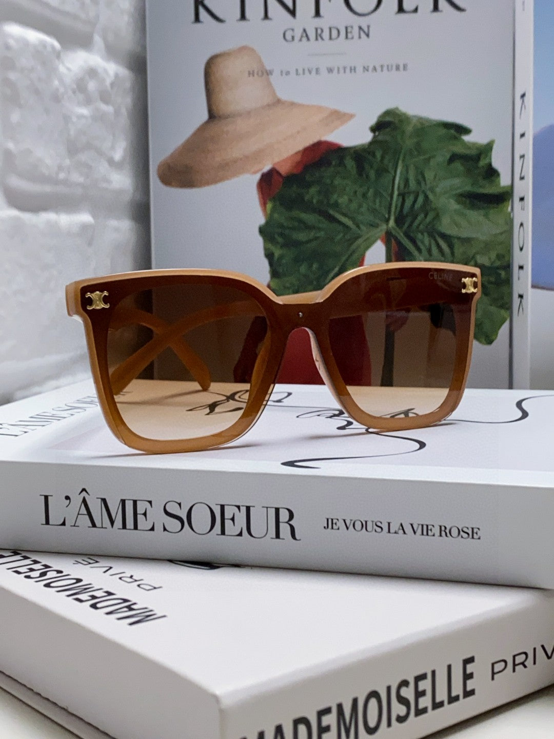 CELINE TRIOMPHE SUNGLASSES 552774 IN CARAMEL ACETATE TEXT LOGO