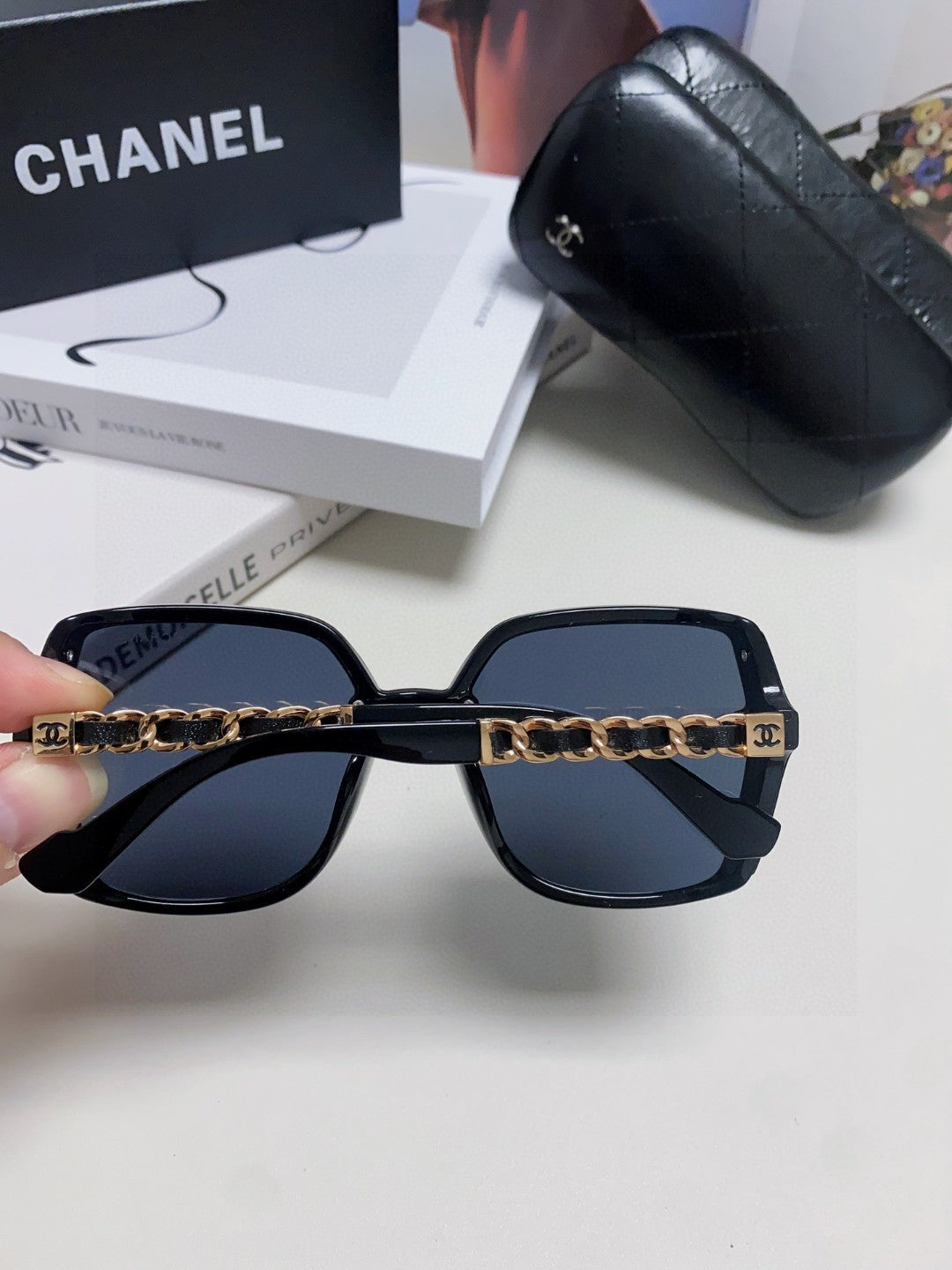 CHANEL SQUARE SUNGLASSES 632876 IN BLACK ACETATE