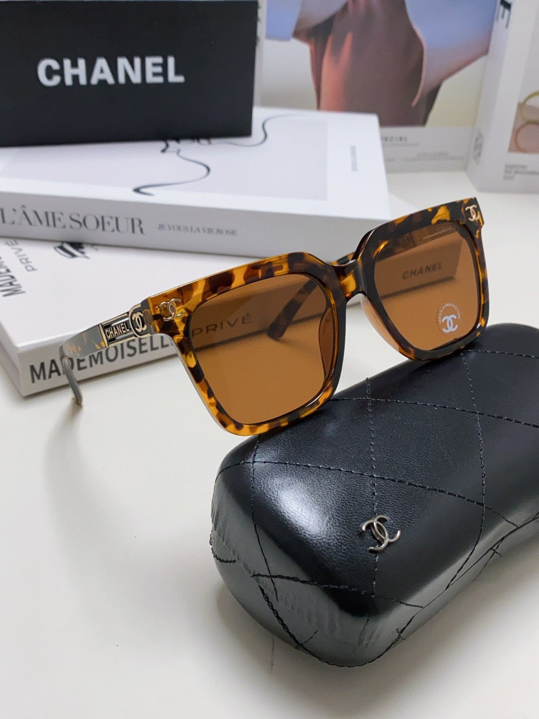 CHANEL SQUARE SUNGLASSES 632879 IN HAVANA ACETATE
