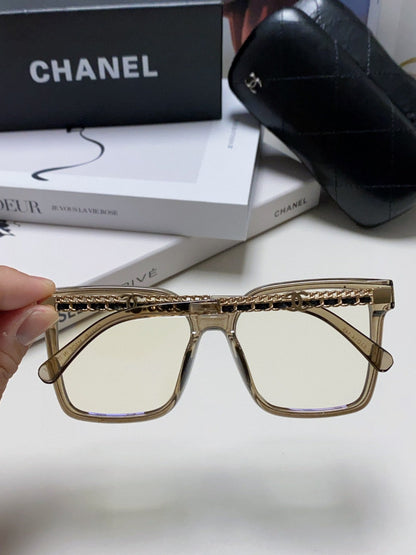 CHANEL SQUARE SUNGLASSES 632881 IN GRAY CLEAR ACETATE