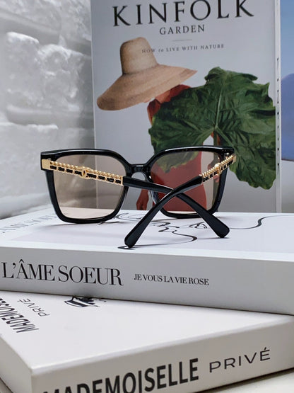 CHANEL SQUARE SUNGLASSES 632883 IN BLACK ACETATE LIGHT BROWN LENSES