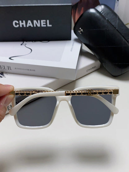 CHANEL SQUARE SUNGLASSES 632885 IN WHITE ACETATE