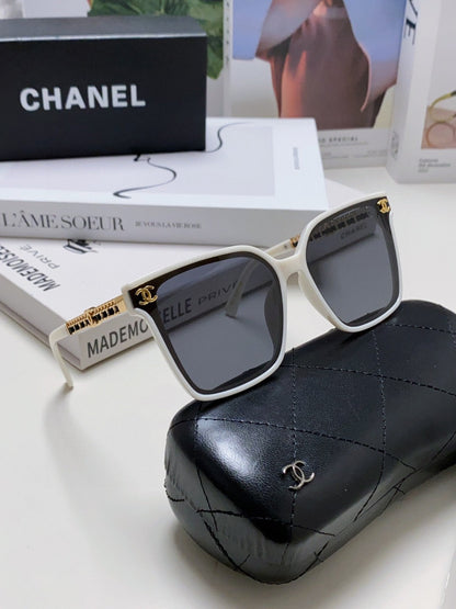 CHANEL SQUARE SUNGLASSES 632885 IN WHITE ACETATE
