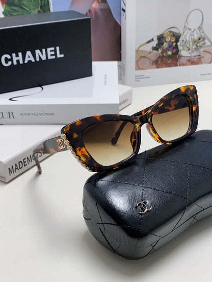 CHANEL CAT EYE SUNGLASSES 632699 IN HAVANA ACETATE EMBOSSED PEARL