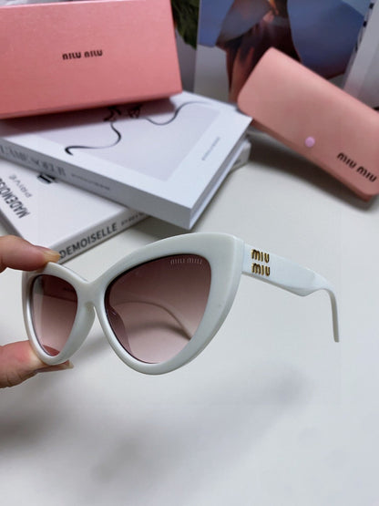 MIU MIU GLIMPSE CAT EYE SUNGLASSES 555884 IN WHITE ACETATE
