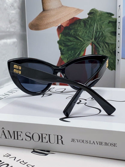 MIU MIU GLIMPSE CAT EYE SUNGLASSES 555886 IN BLACK ACETATE