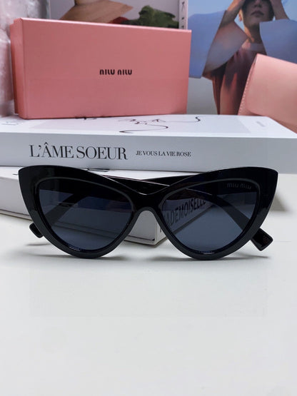 MIU MIU GLIMPSE CAT EYE SUNGLASSES 555886 IN BLACK ACETATE