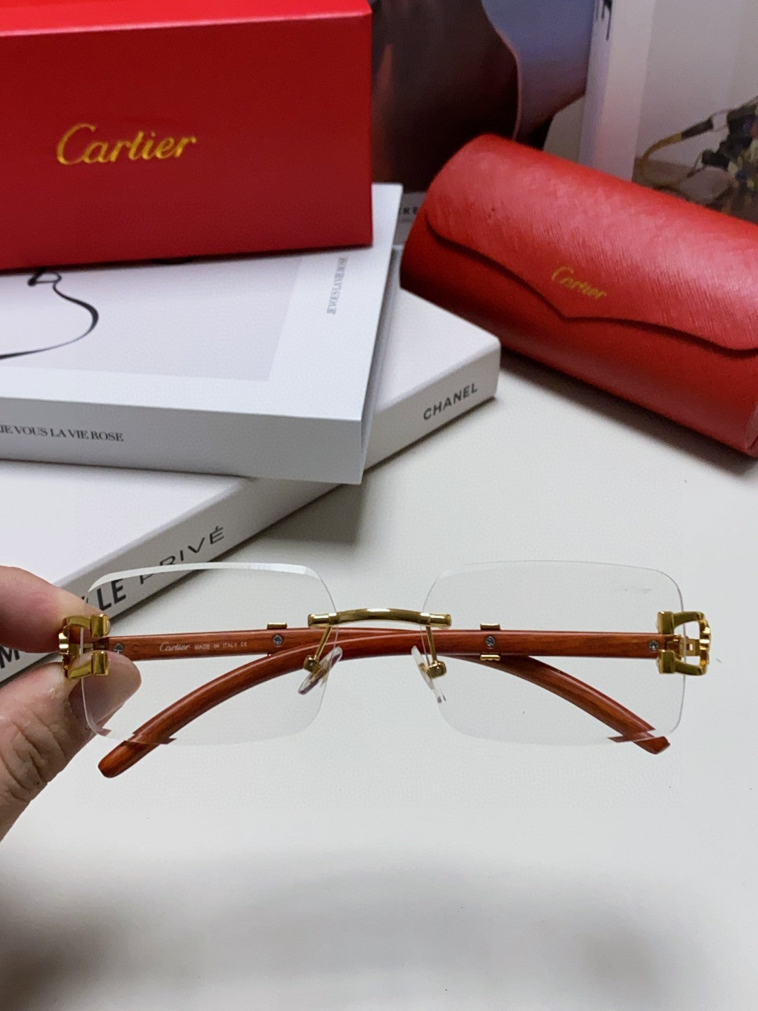 CARTIER PANTHÈRE RECTANGULAR FRAME SUNGLASSES 555891 IN METAL AND WOODEN
