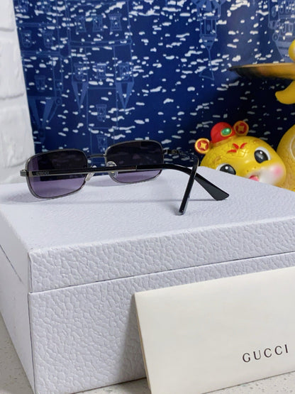 GUCCI RECTANGULAR FRAME SUNGLASSES GG1457S IN METAL