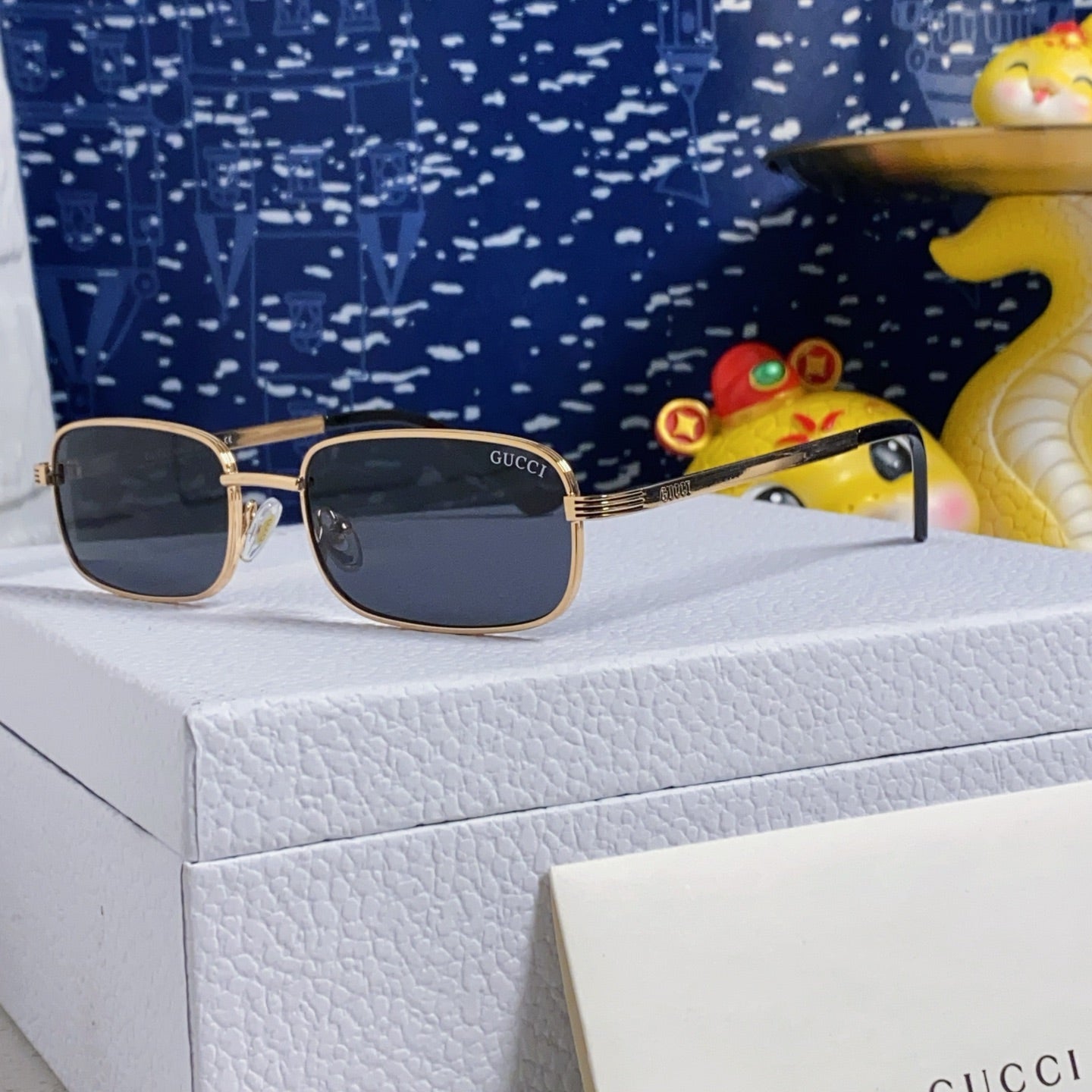 GUCCI RECTANGULAR FRAME SUNGLASSES GG1457S IN METAL