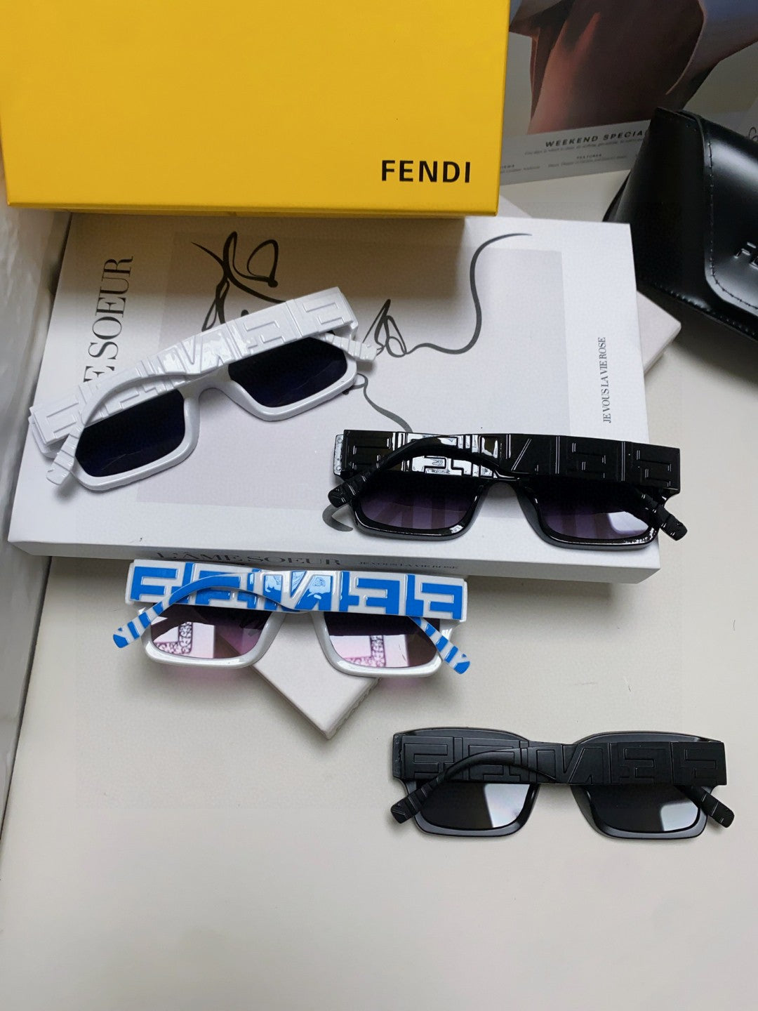 FENDI ROMA EMBOSSED RECTANGULAR FRAME SUNGLASSES 527221 IN ACETATE