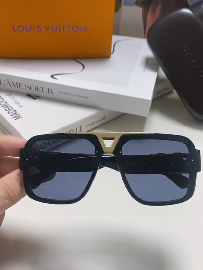 LOUIS VUITTON EVIDENCE SUNGLASSES 574719 IN BLACK ACETATE