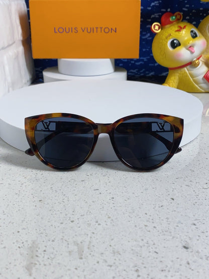 LOUIS VUITTON CAT EYE SUNGLASSES 567471 IN HAVANA ACETATE