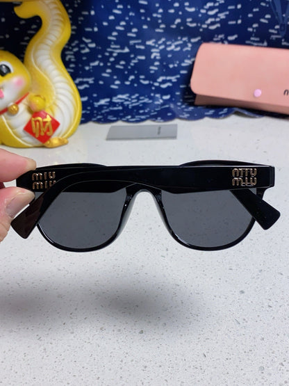 MIU MIU RUNWAY SUNGLASSES 567505 IN BLACK ACETATE BLACK LENSES