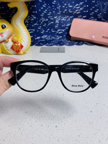 MIU MIU RUNWAY SUNGLASSES 567507 IN BLACK ACETATE SILVER LOGO