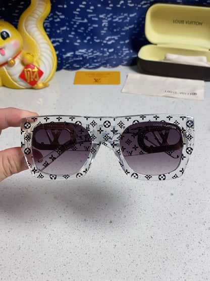 LOUIS VUITTON LINK SQUARE SUNGLASSES 570271 IN CLEAR ACETATE MONOGRAM LOGO ON FRAME