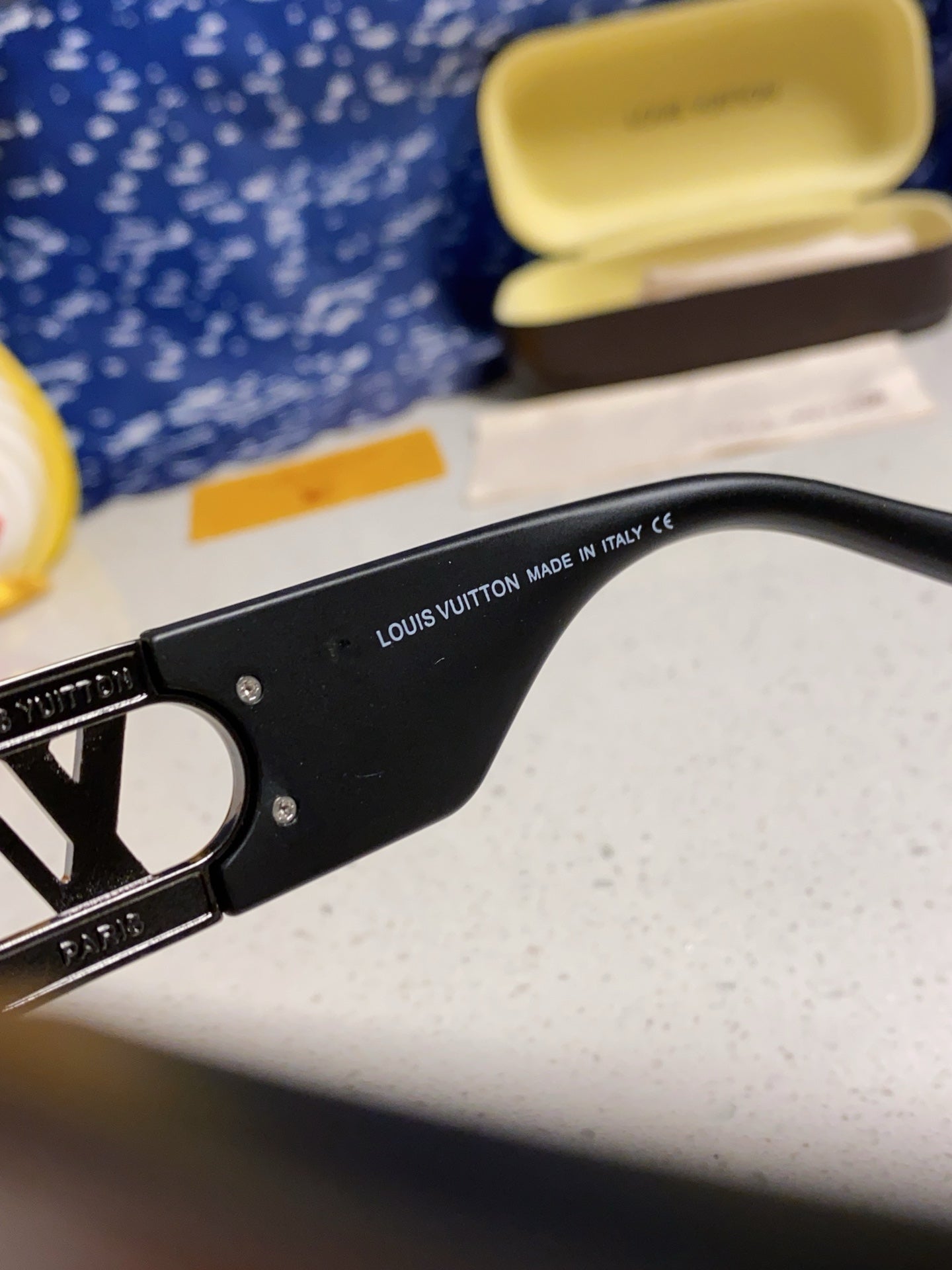 LOUIS VUITTON LINK SQUARE SUNGLASSES 570272 IN BLACK ACETATE BLACK LOGO